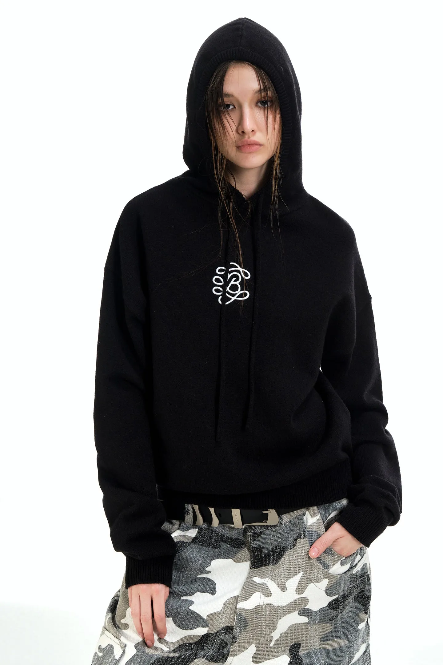 BEASTER Embroidery Pattern Retro Hooded Sweater