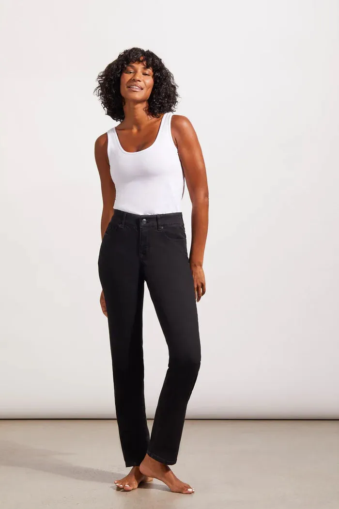 CURVY FIT STRAIGHT LEG BLACK JEAN