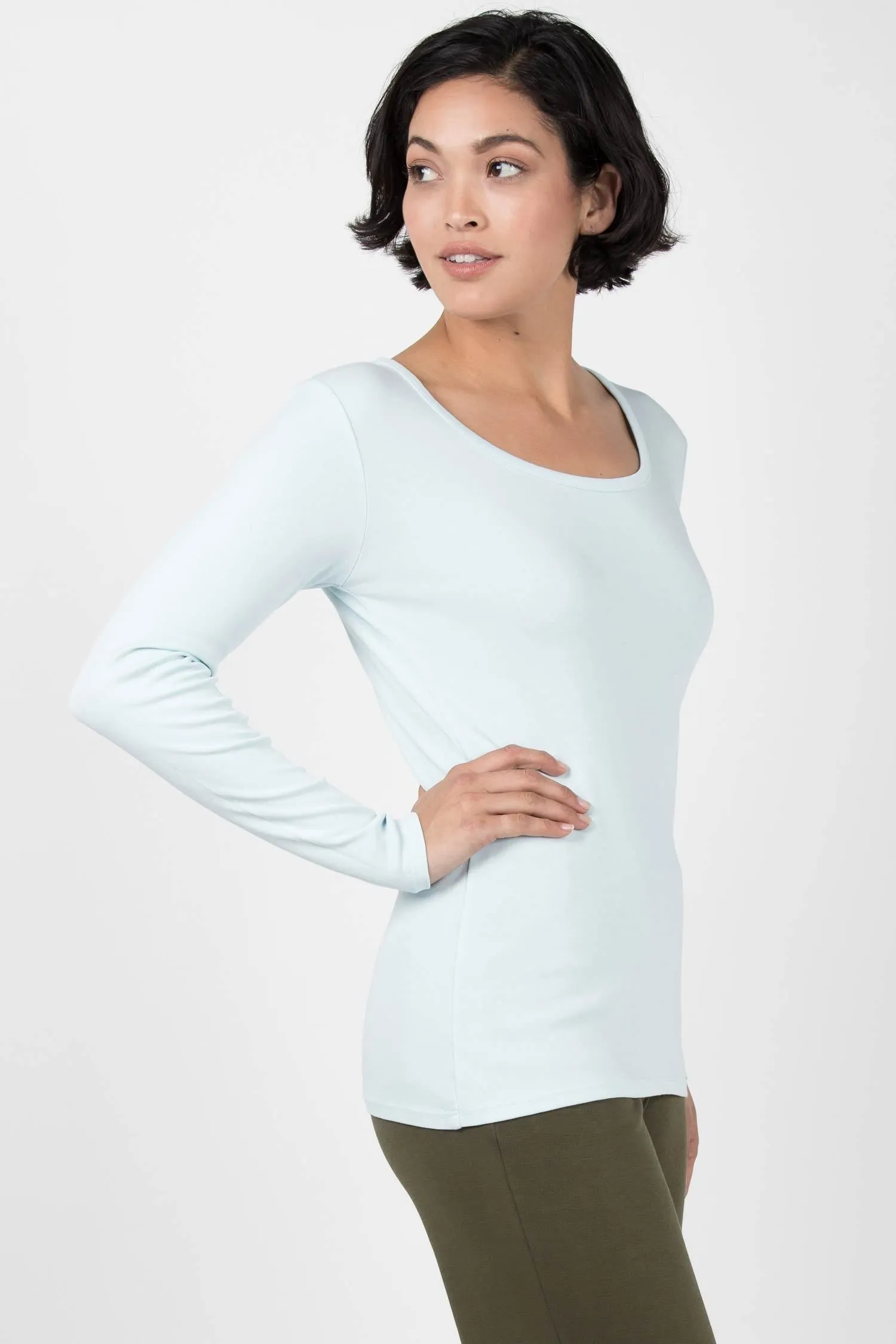 Essential Long Sleeve Scoop Tee