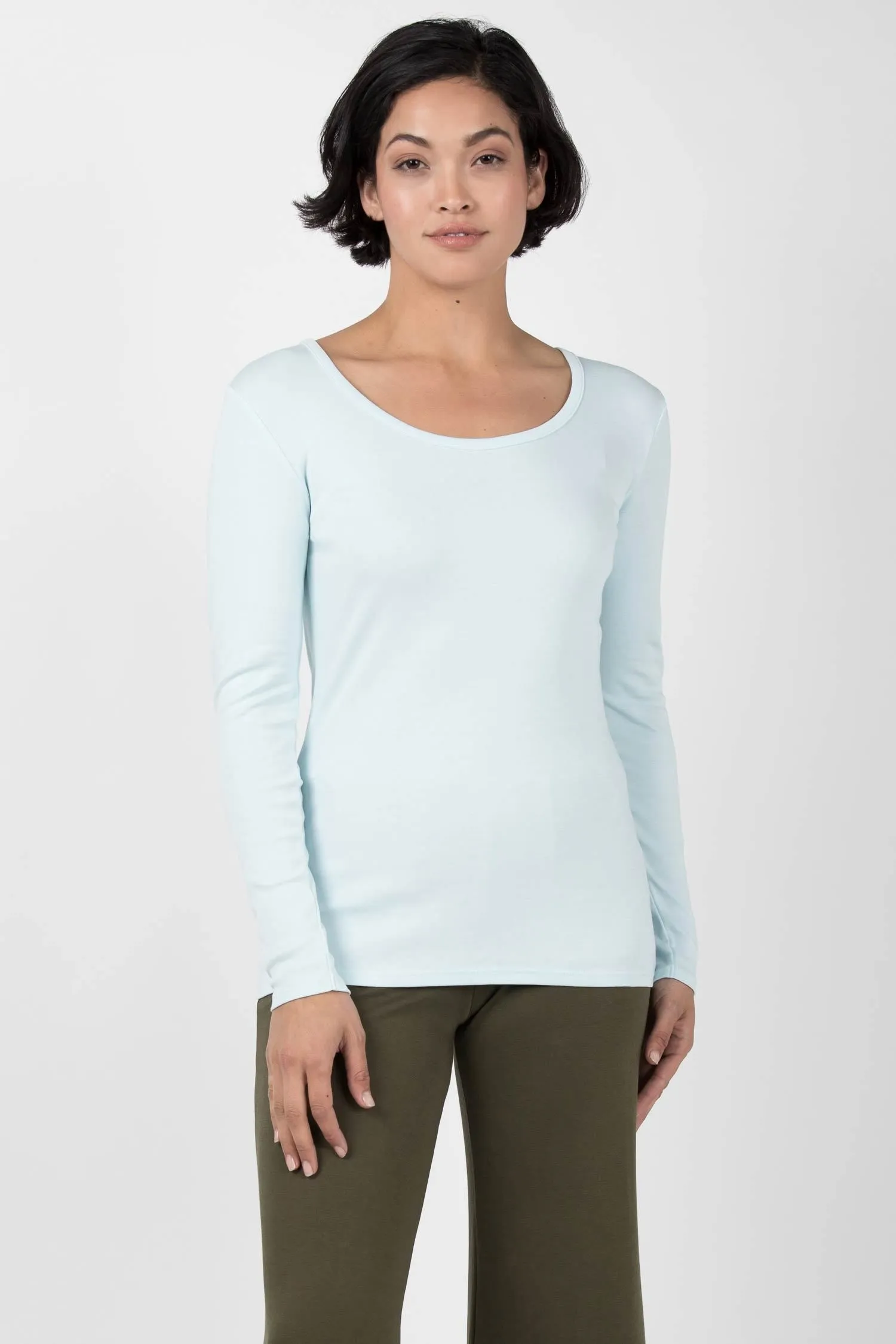 Essential Long Sleeve Scoop Tee