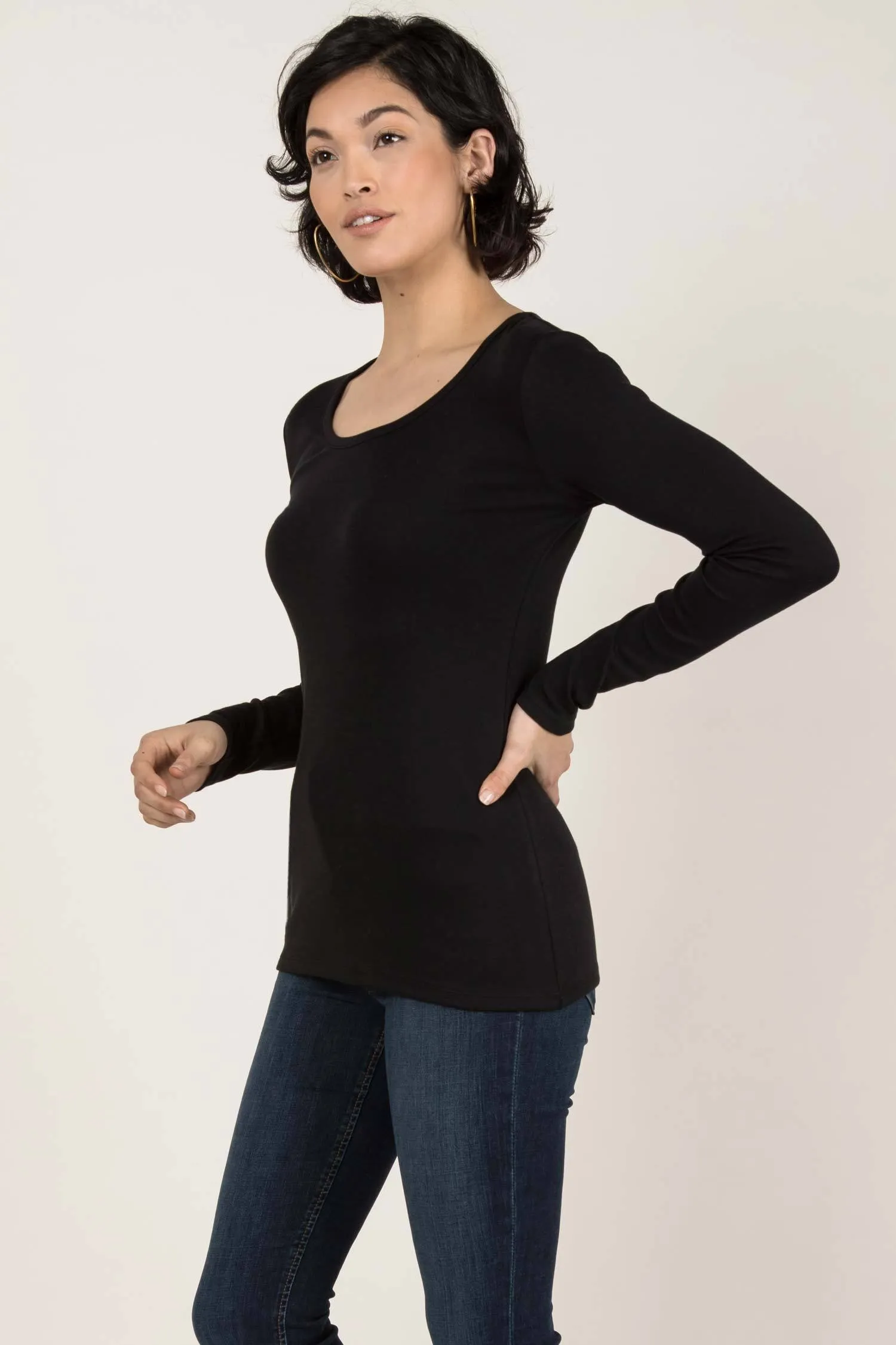 Essential Long Sleeve Scoop Tee